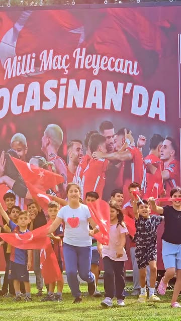 Kayseri'de Filenin Sultanları Coşkusu: Dünya Kupası Finali ve Elemeleri Dev Ekranda
