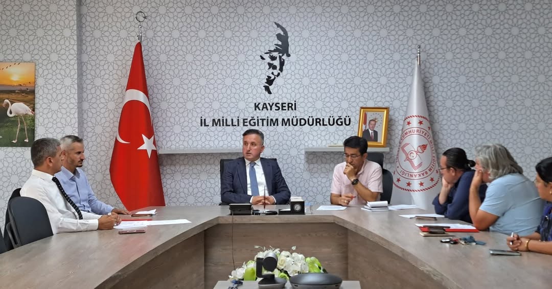 Kayseri'de Milli Eğitim Müdürlüğü Rehberlik Hizmetlerini Güçlendirme Toplantısı Düzenledi