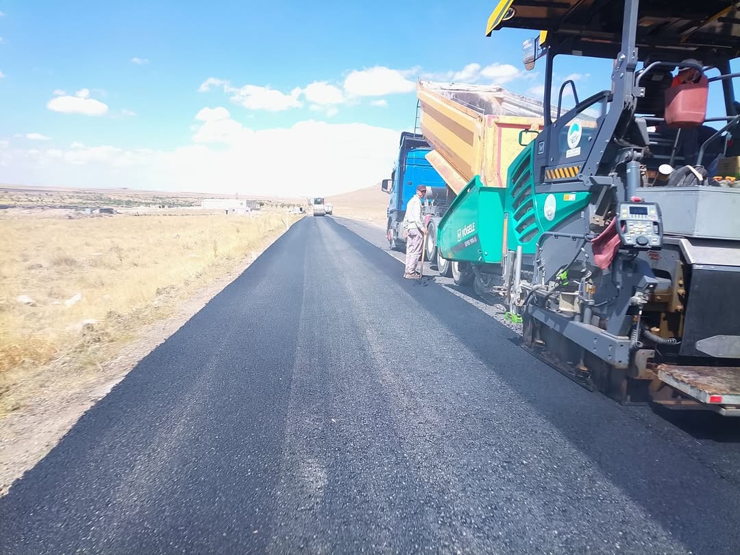 Kayseri'de 7 Kilometrelik Yol Ağını Yenileyen Asfalt Çalışmaları Başladı