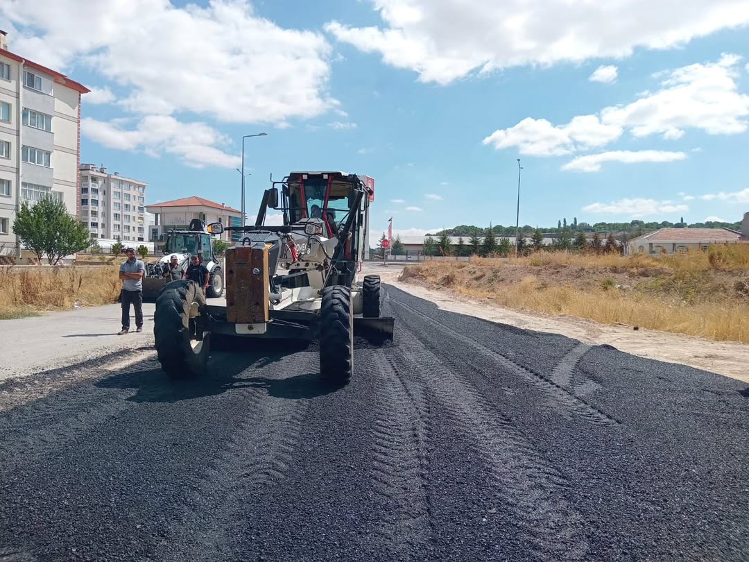Bünyan Belediyesi Gergeme ve Fatih Mahallelerinde Asfalt Çalışmalarını Tamamladı