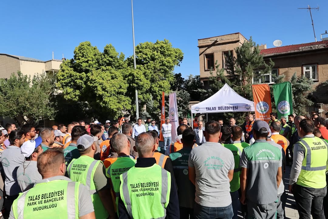 Talas Belediyesi Mahallelerde Kapsamlı Bakım ve Onarım Çalışmalarına Başladı
