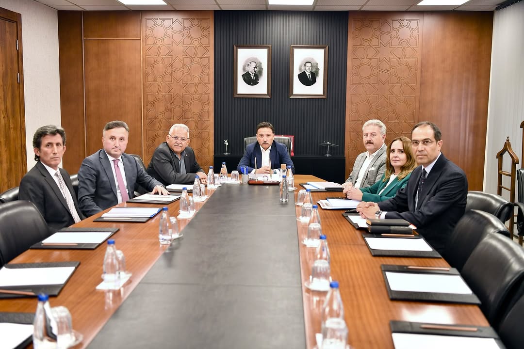 Kayseri'ye 600 Yataklı Mimar Sinan Devlet Hastanesi İnşaatı İçin Toplantı Düzenlendi