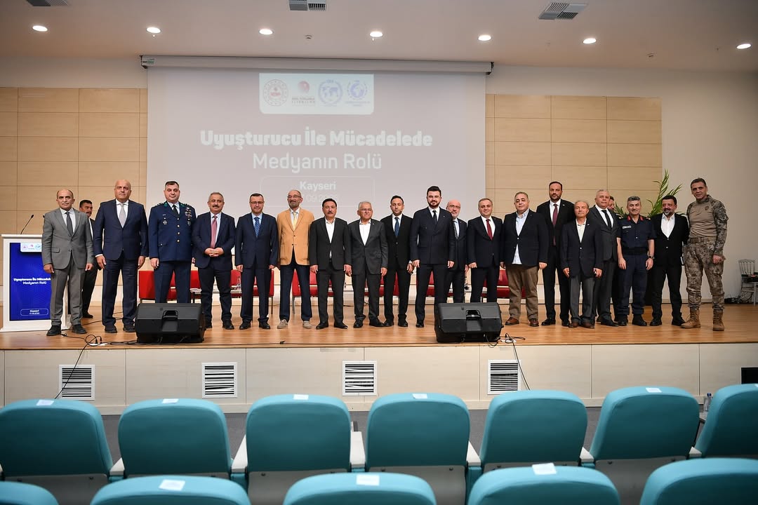 Kayseri'de Uyuşturucuyla Mücadele Sempozyumu Düzenlendi