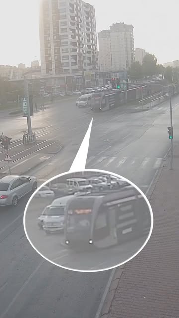 Kayseri'de Tramvay Kazası: Güvenlik Uyarısı
