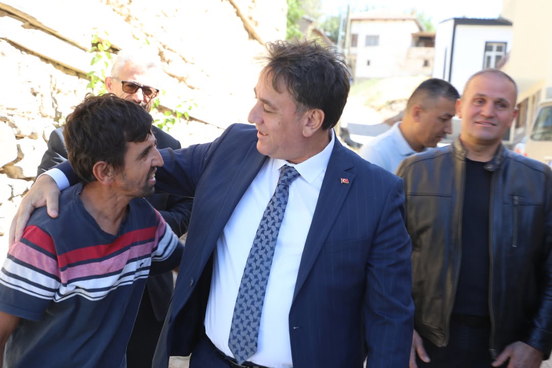 Develi Belediye Başkanı Adem Şengül Zile Mahallesi'ni Ziyaret Etti