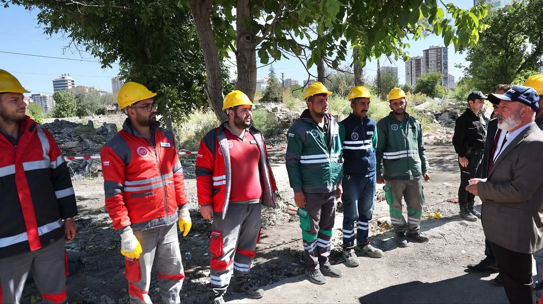 Kayseri'de Deprem Tatbikatı Seyrani Mahallesi'nde Gerçekleştirildi