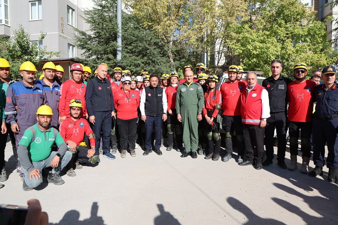 Kayseri'de Deprem Tatbikatı: Enkaz Kurtarma ve İlkyardım Süreçleri Test Edildi