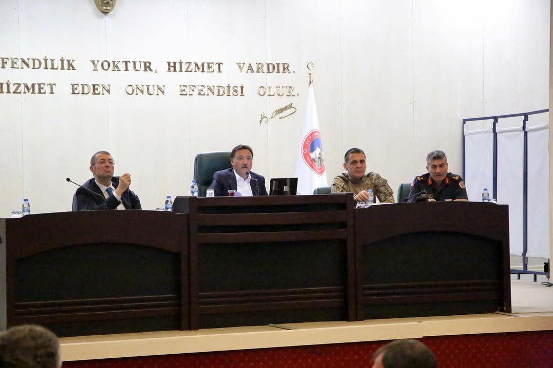 Kayseri'de Üniversitelerde Huzur ve Güvenlik için Koordinasyon Toplantısı Yapıldı