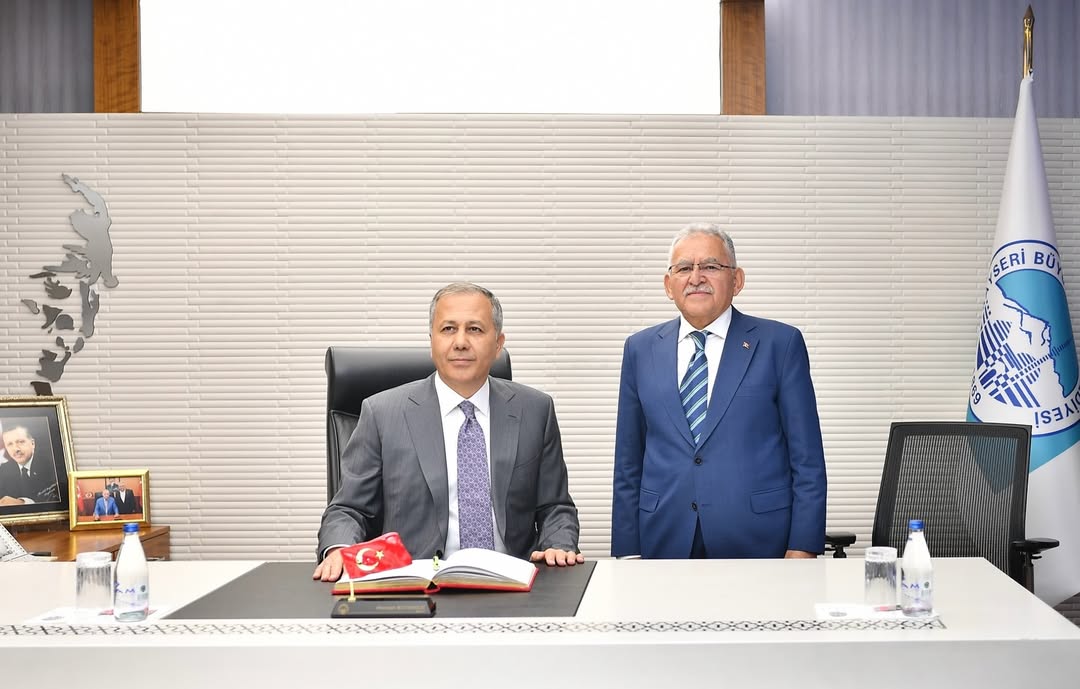 İçişleri Bakanı Ali Yerlikaya Kayseri'de Resmi Ziyaretlerde Bulundu