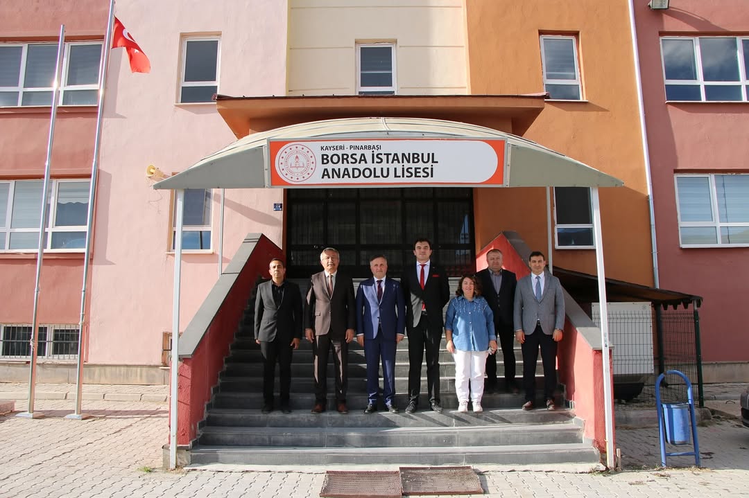 Kayseri İl Milli Eğitim Müdürü Coşkun Esen, Borsa İstanbul Anadolu Lisesi'nde