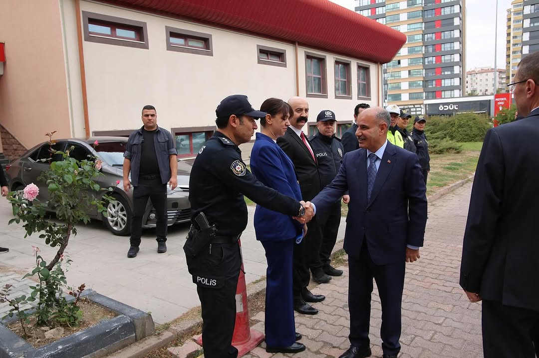 Kayseri'de Sahipsiz Sokak Hayvanları İçin Üst Düzey Toplantı Düzenlendi