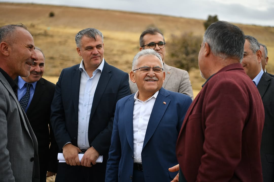 Tomarza'da Yeşilbağ ve Çömlekçi Mahalleleri Arasındaki Yol Çalışması Tamamlandı