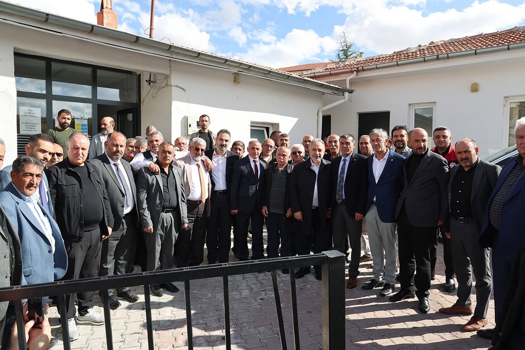 Talas Belediye Başkanı Yazyurdu Mahallesi'nde Vatandaşlarla Buluştu