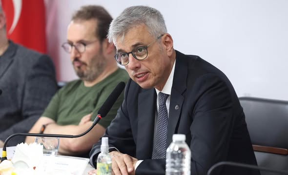 İl Sağlık Müdürleri, Sağlık Hizmetlerini ve Yatırımları Değerlendirmek Üzere İzmir'de Toplandı