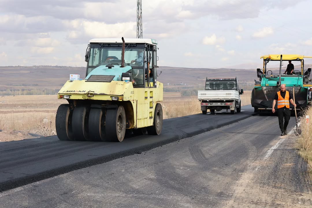 Bünyan Belediyesi İğdecik-Karacaören Yolu Asfalt Çalışmalarını Tamamladı